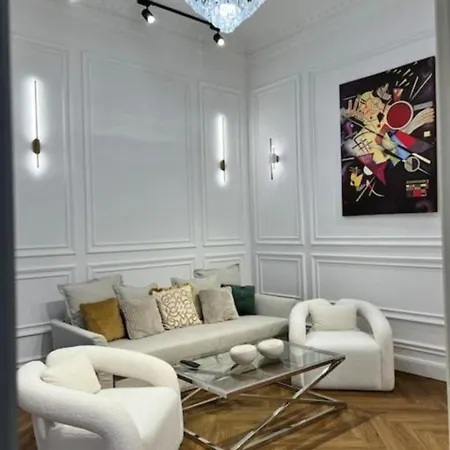 Premium Luxury Near Basilica Budapest