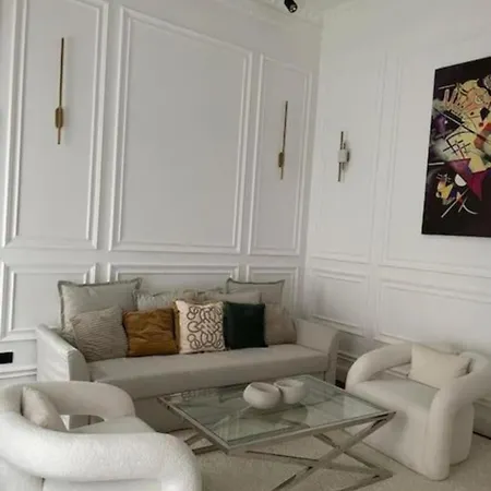 Premium Luxury Near Basilica Budapest