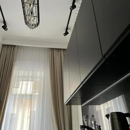 Premium Luxury Near Basilica Apartament