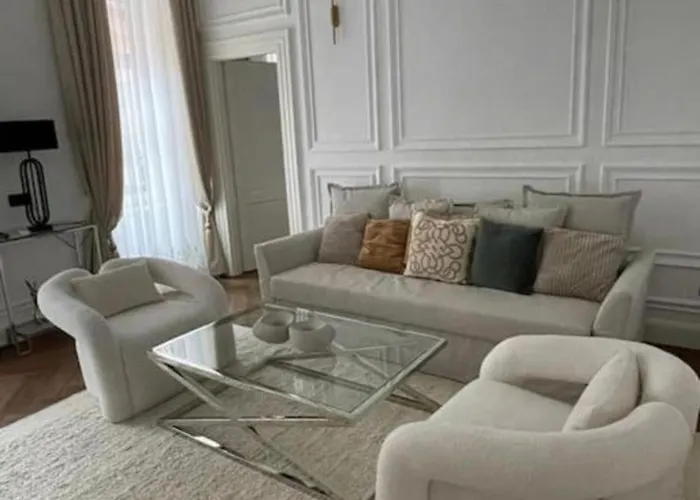 Premium Luxury Near Basilica Lägenhet